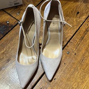 M. Gemi high hills new nude color size 41